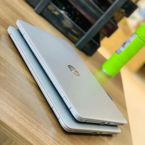 HP Elitebook 840 (Clean Refurbished).