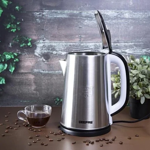 Geepas GK38028 Electric Cordless Kettle 2.5L 1600W