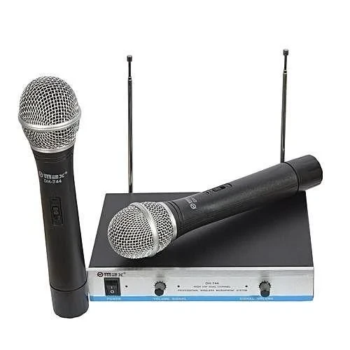 Max 744 Wireless Microphone