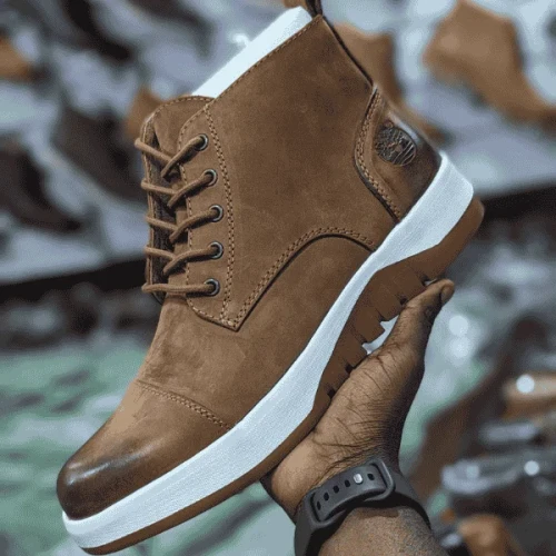 Classic gentle boots