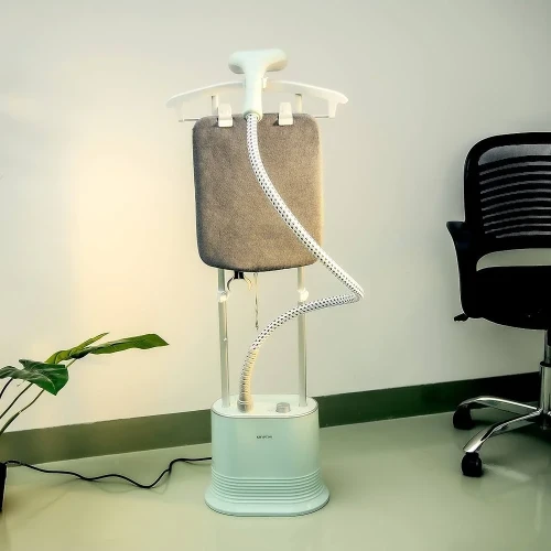 Krypton Garment Steamer With Adjustable Poles, Overheat Protection, White, KNGS6224