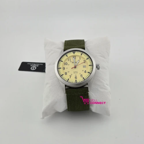 Unisex classic analog watch