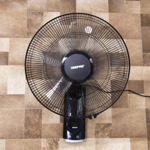 Geepas Wall Mount Fan -16 Inches - Black