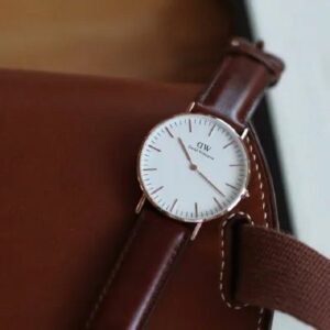 DW Leather Analog Wrist Watch For Men