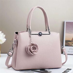 Elegant luxury ladies hand bags