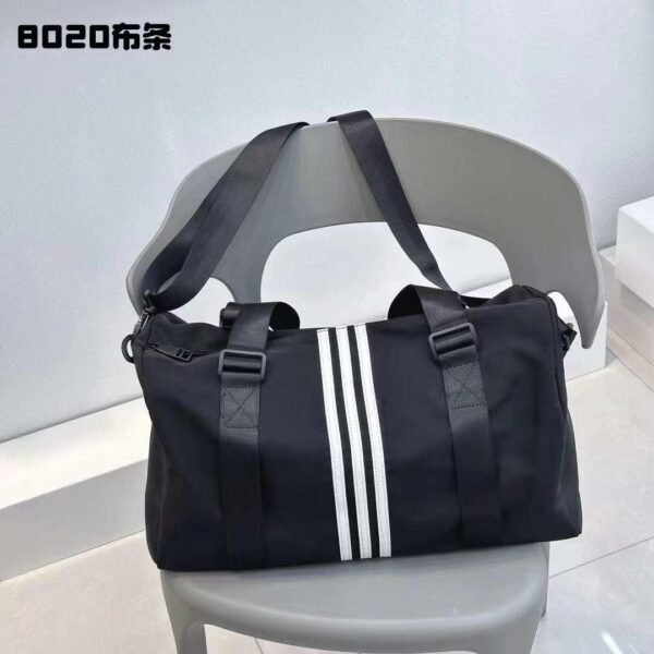 Gym bag , spacious travel bag - Image 7