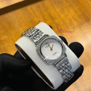 Famale classic wrist watch